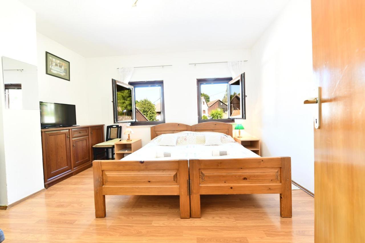 Guest House Vuceta Слуни Экстерьер фото
