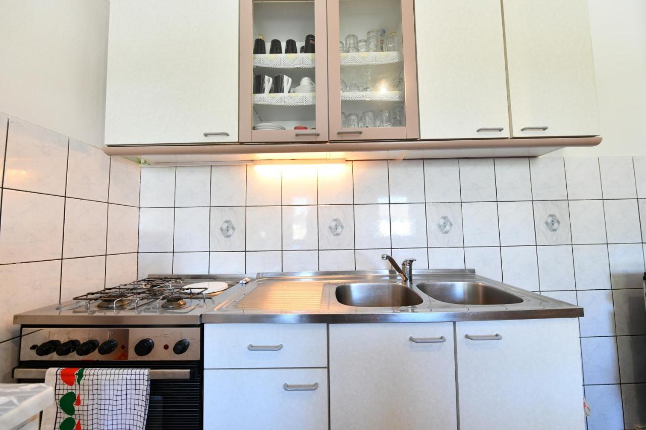 Guest House Vuceta Слуни Экстерьер фото