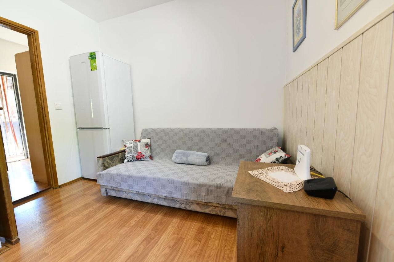 Guest House Vuceta Слуни Экстерьер фото