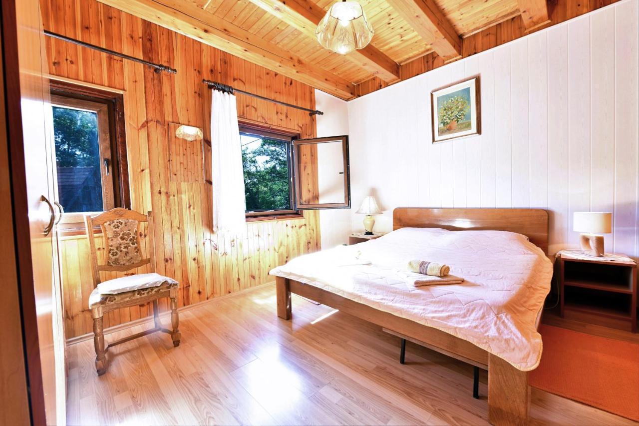 Guest House Vuceta Слуни Экстерьер фото
