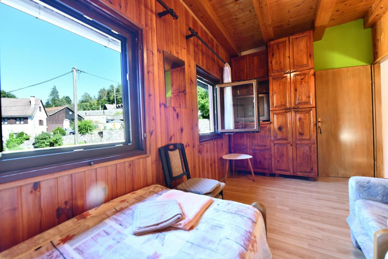 Guest House Vuceta Слуни Экстерьер фото