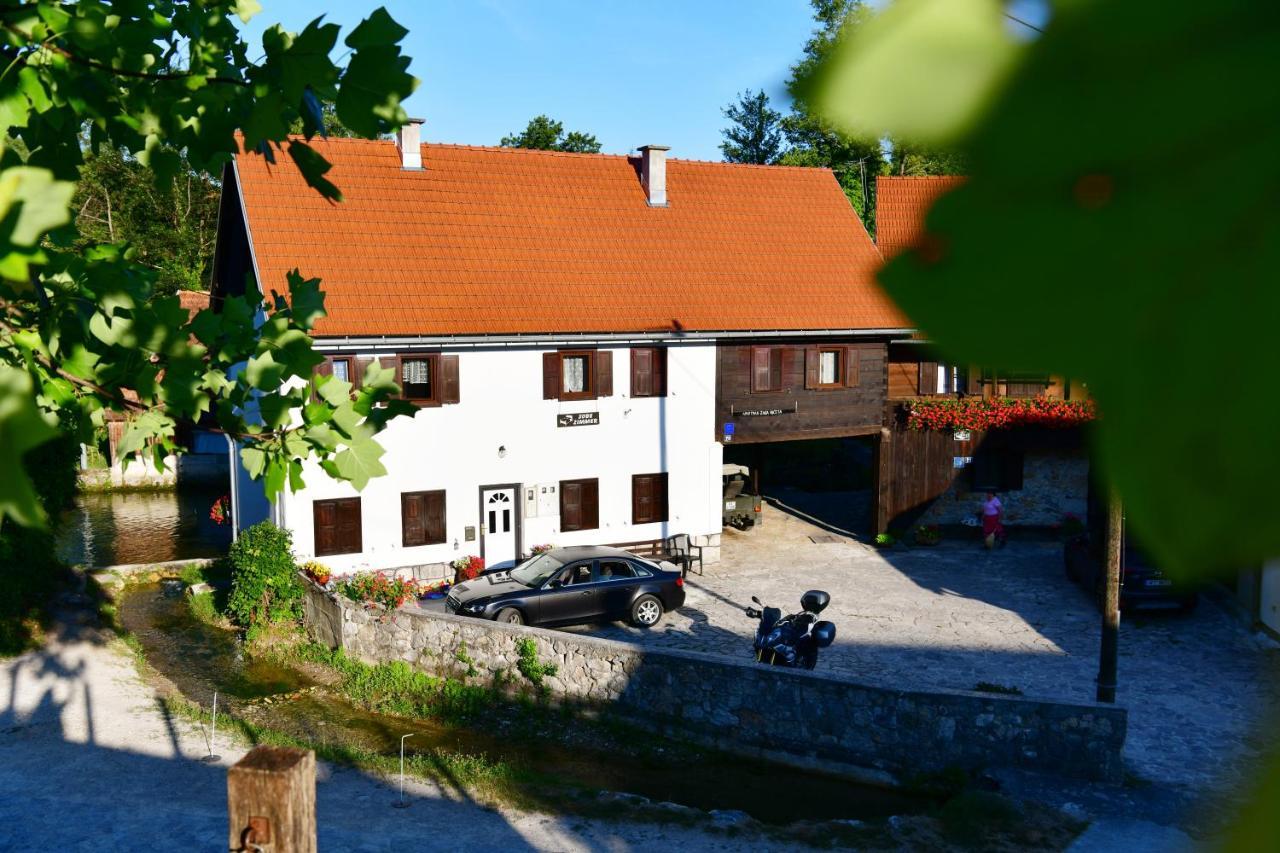 Guest House Vuceta Слуни Экстерьер фото