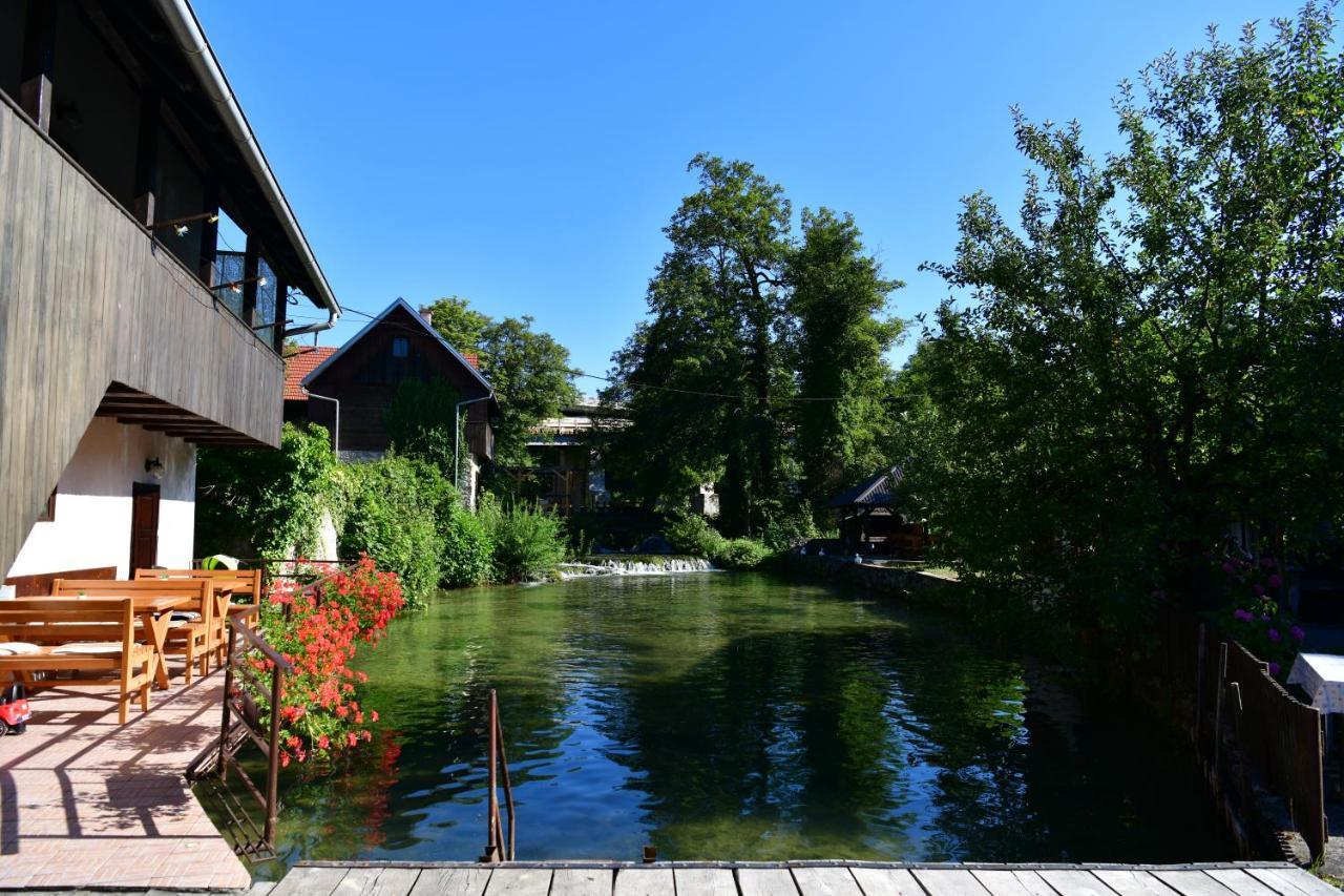 Guest House Vuceta Слуни Экстерьер фото